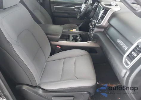 2021 Ram 1500 Big Horn 4X2 6'4 Box из США, поврежденный, VIN 1C6RREBT2MN747391